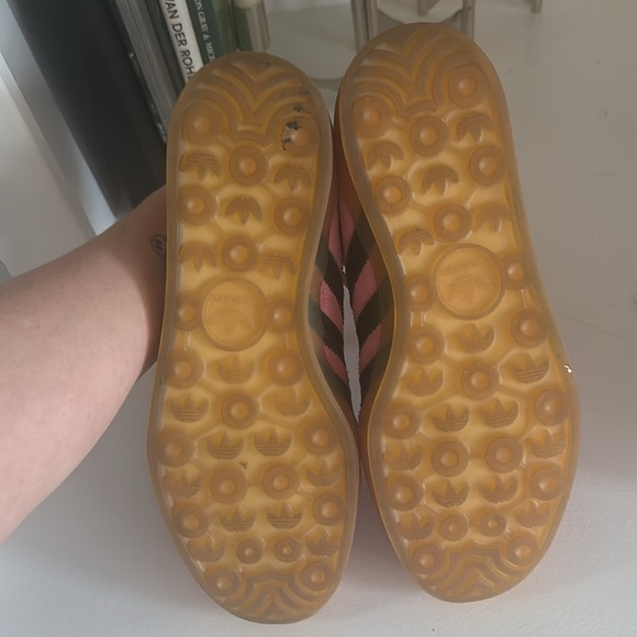 Like new pink/ purple adidas gazelle - Picture 4 of 9